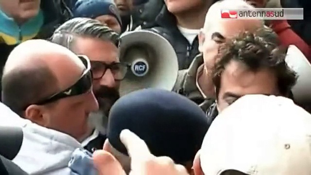 TG 09.02.15 Protesta lavoratori indotto Ilva, d...