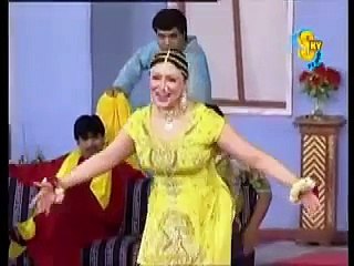 Khushboo hot sexy mujra in bedroom