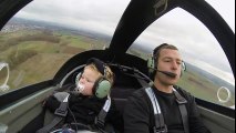 Oğluna uçuş deneyimi yaşatan pilot baba