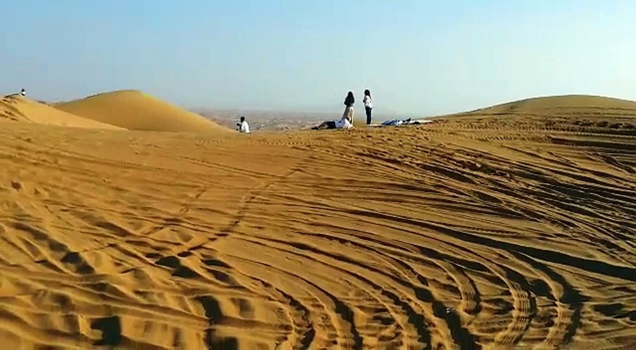 Hummer Desert Safari Tour Experience, Hummer Desert Safari Dubai, Desert Safari, RFK Holidays