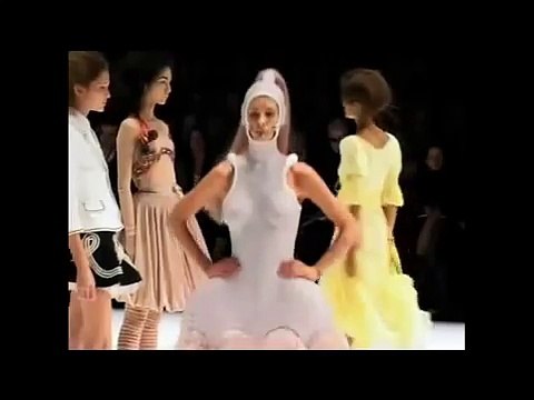 Alexander McQueen printemps-été 2005