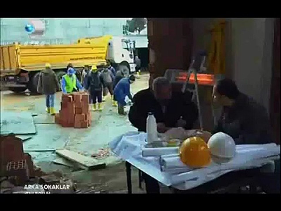 ARKA SOKAKLAR (274.BLM)