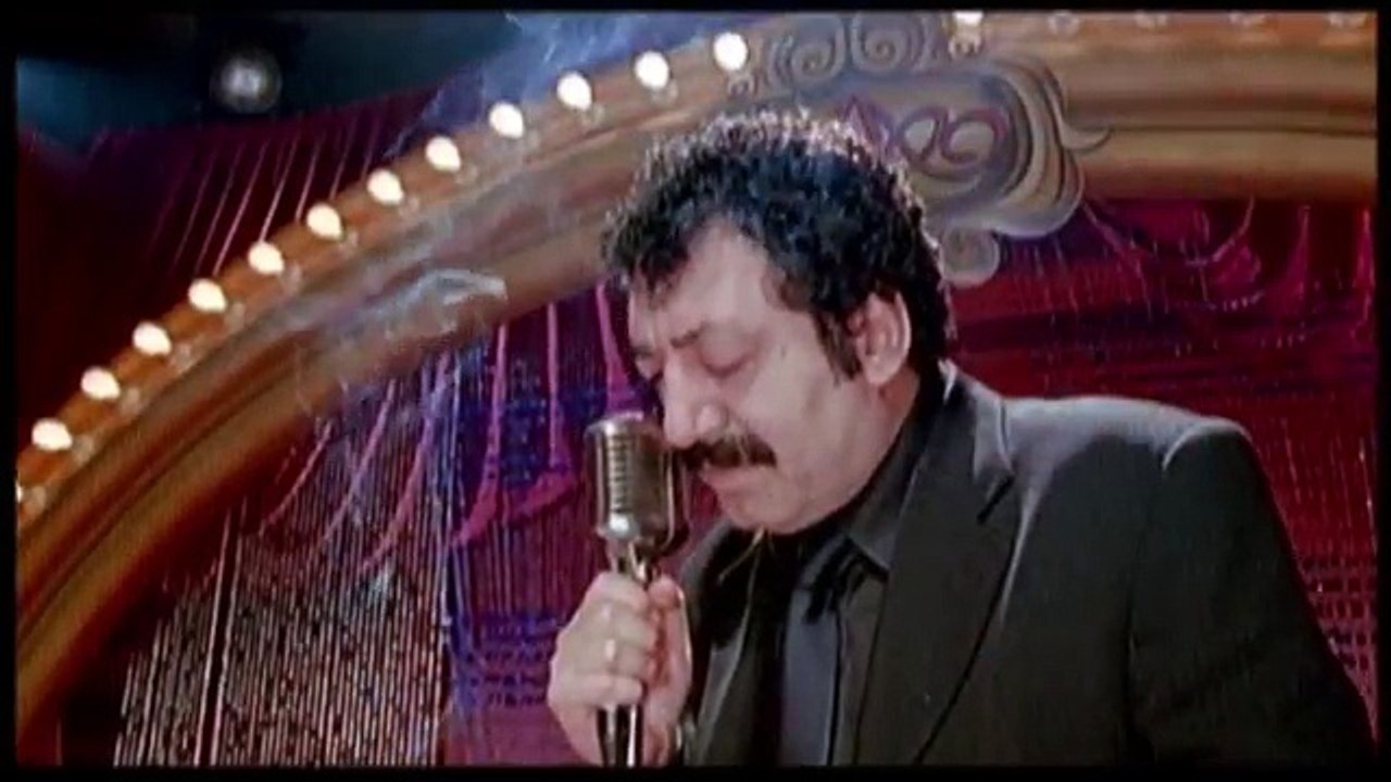 Özlem Özel - Çok Üzgünsün Arkadaş