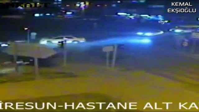 Mobeseye Yansıyan İlginç Trafik Kazaları Derlemesi