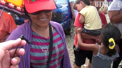 Candidato a la presidencia entrega pizzas en un barrio