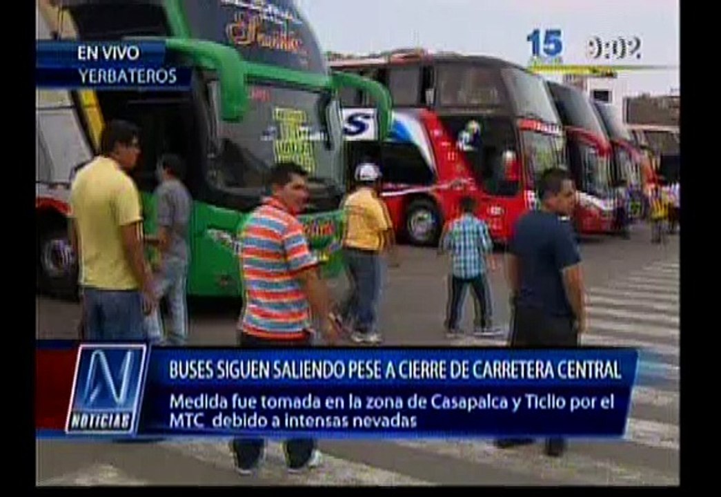 Carretera Central: Vehículos salieron de Yerbateros pese a intensa nevada