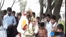 Fighting in Pakistani reall funny wedding Multan Pakistan funny video 2011