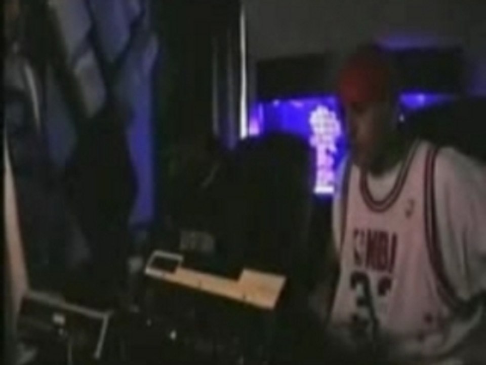 Krayzie - The World Has Too Many Freaks