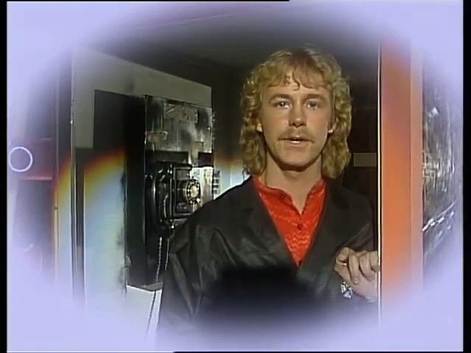 Innocent Cry Tune - In Tokyo - Show & Co mit Carlo