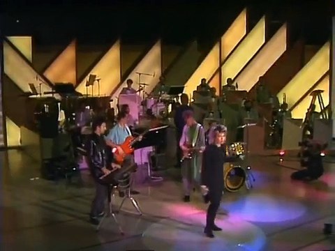 Kim Wilde - You Keep Me Hangin' On - OBS Show 86