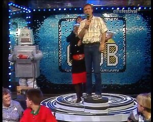 Mel & Kim - Showing Out - WWF Club