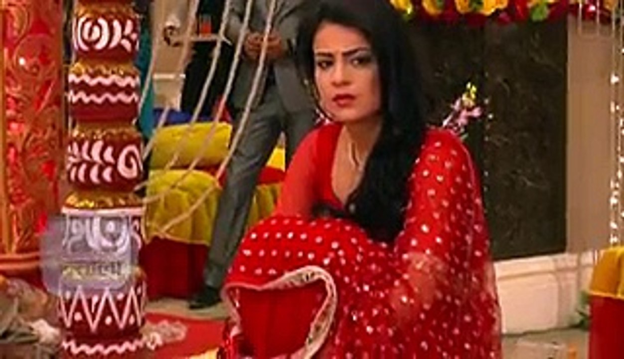 Ishaani Shocked To See Ritika In Ranveer Arms - Meri Aashiqui Tum Se Hi