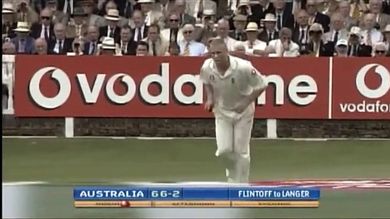 Andrew Flintoff, 1st ASHES Wicket, Hostile Delivery to Justin Langer