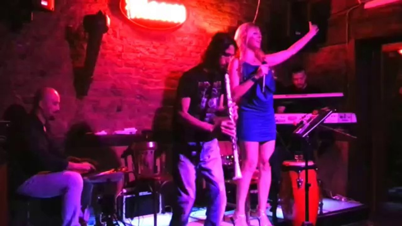 LALE DEVRİ (HÜMEYRA ) HAN BAR