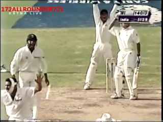 Anil Kumble bowling with a BROKEN JAW, He puts his Country before PAIN