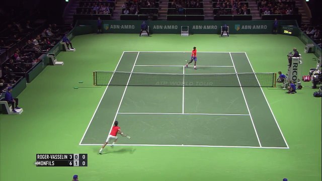 Gaêl Monfils réalise une volée à l'aveugle à Rotterdam