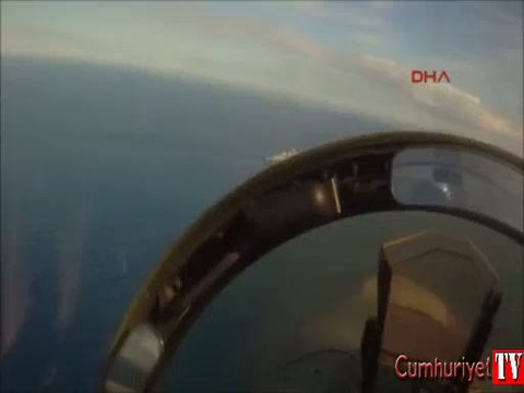 ABD’nin ürettiği yeni Tomahawk füzesi hareket halindeki gemiyi böyle vurdu
