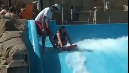 OMG !!! Fat Girl Stucked Into Waterslide