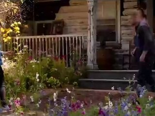 Jupiter Ascending Theatrical Trailer (2015)