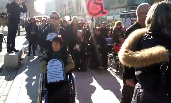 Plus de 100 manifestants à Valence pour l'accessibilité
