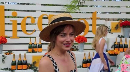 Dakota Johnson habla sobre sus escenas sexuales favoritas en 'Fifty Shades'