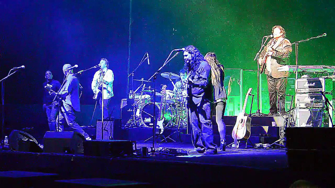 Alan Parsons Project Feat  Marina Maximilian at Tel Aviv  - Eye in the sky