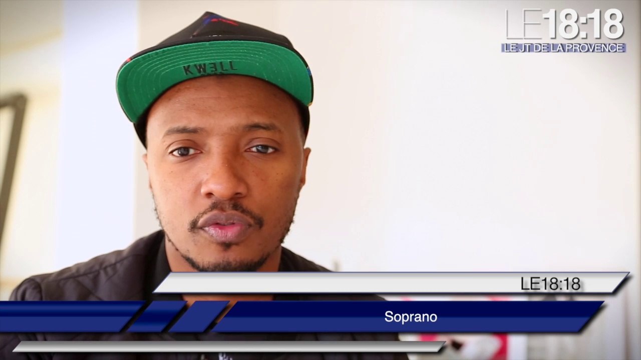 Soprano présente ses premiers vêtements