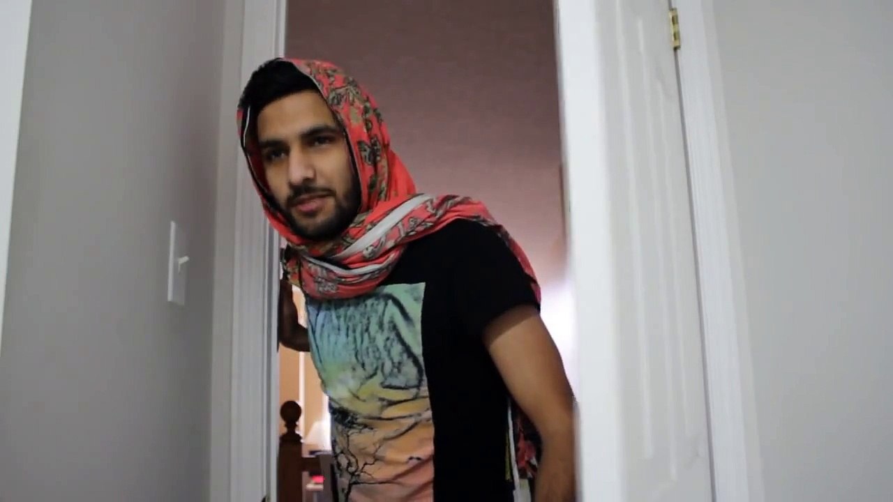 ZaidAliT - Brown parents never close the door!