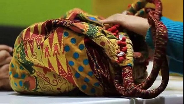 Bekaar Vines Girls bags be like -CasioOOo?