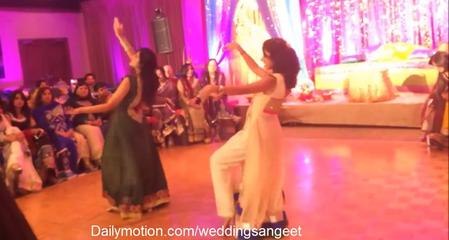 Young Girls Mehndi Night Dance " HD