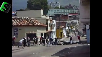 Estudiantes de la UCAT en Táchira ahuyentan a la GNB