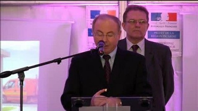 Inauguration de l'aire de contrôle des transports routiers d'Abbeville par le sous-préfet d'Abbeville le 28 novembre 2012