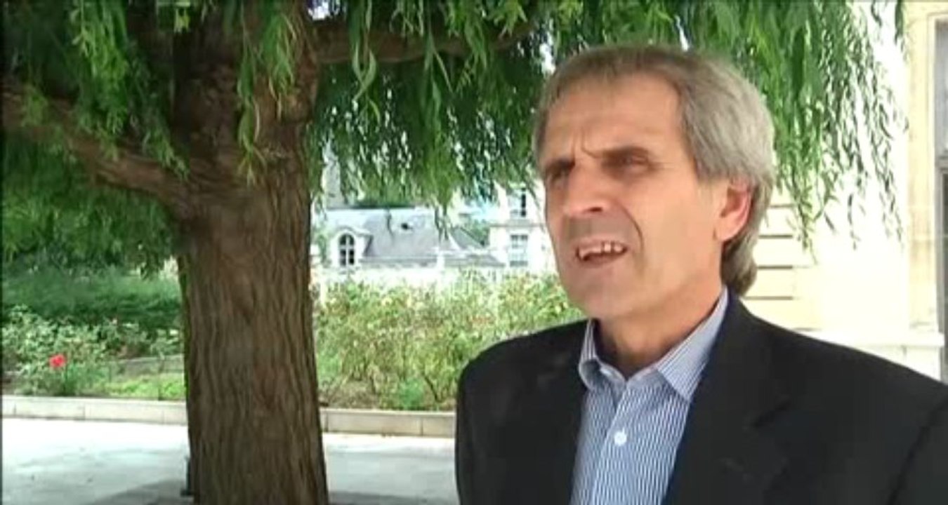 TéléGrenoble - Citoyen Mag n32 -1e Juin 2014 - Commandant Jean-Philippe VIALAT, Commandant EDSR 38