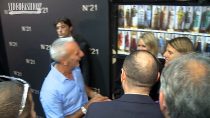 VF COLLECTIONS: No. 21 Spring/Summer 2015 - Milan Fashion Week