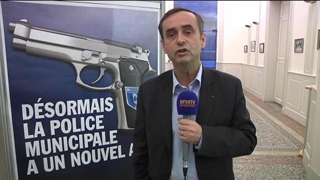 Cette affiche est rassurante , estime Robert Ménard, maire de Béziers