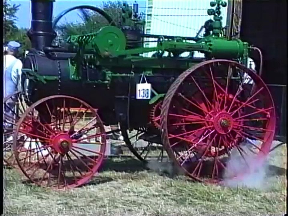 Antique Tractors #1 (Holt)