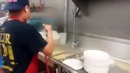 He's extremly fast !!!