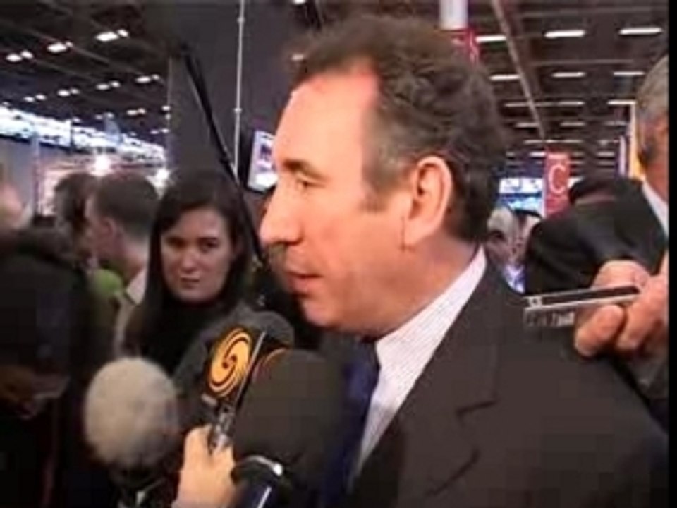 Liu Yi rencontre François Bayrou