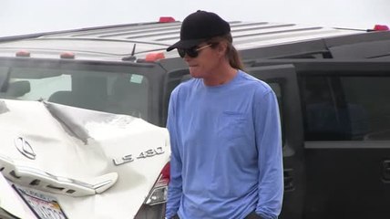 Offensichtlich gibt es ein wichtiges Video des Unfalls, in den Bruce Jenner verwickelt war