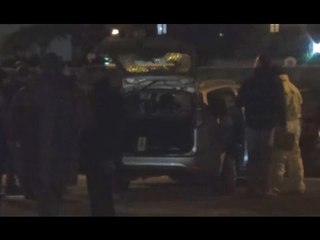 Torre Annunziata (NA) - Sparano contro un 51enne in un distributore (11.02.15)