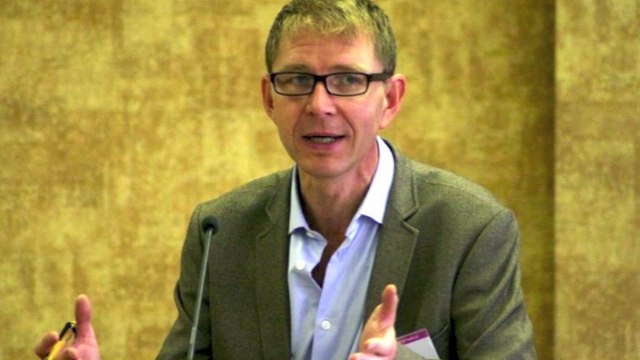 Interview de Thierry Lerévérend, directeur de l'office français de la Fondation pour l'Education à l'Environnement en Europe