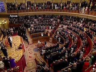 Испанский король урезал себе зарплату на 20%