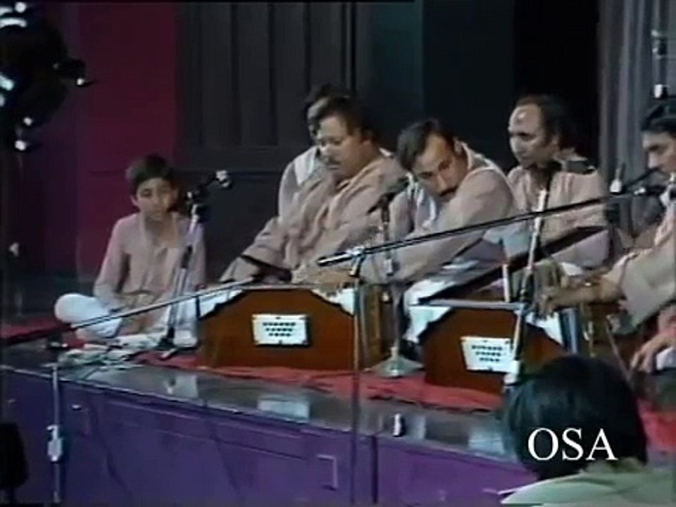 Ankh Uthi Mohabbat Ne Angrai Lee, Nusrat Fateh Ali Khan