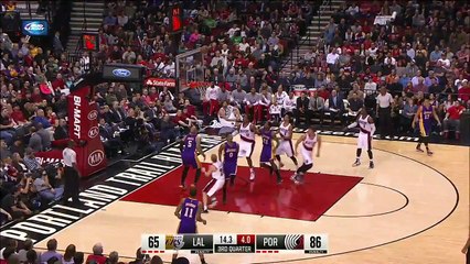 Nick Young Leg Injury - Lakers vs Blazers - February 11, 2015 - NBA Season 2014-15