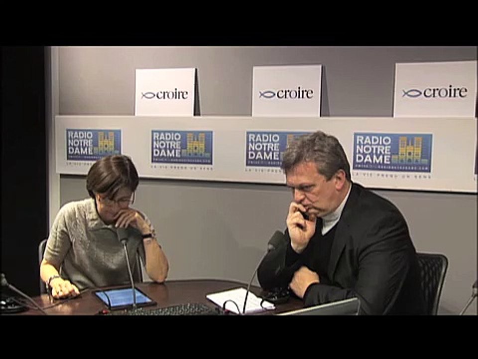 Mille questions à la foi : Doit-on croire en Dieu comme on croit au Père Noël ? Sophie de Villeneuve pose la question au Père Benoist de Sinéty, curé de Saint-Germain-des-Prés