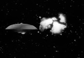 perdidos no espaço - 01x02 (lost in space) - a nave fantasma - dublado portugues-br