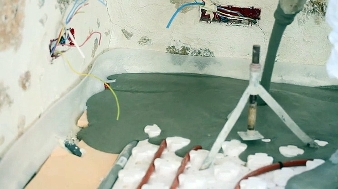 ADJUVANT CIMENT ÉTANCHE ET SOUPLE Coulage béton près | MATPRO