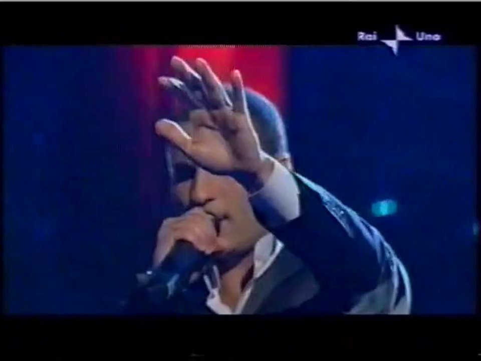 SAL DA VINCI al FESTIVAL di SANREMO 2009 -         "Non riesco a farti innamorare"