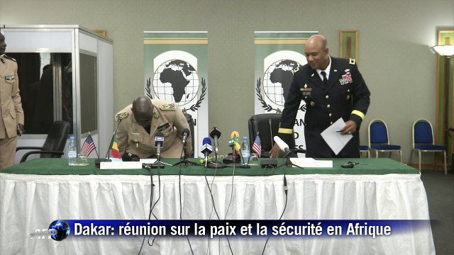 Dakar: chefs militaires américains et africains discutent paix