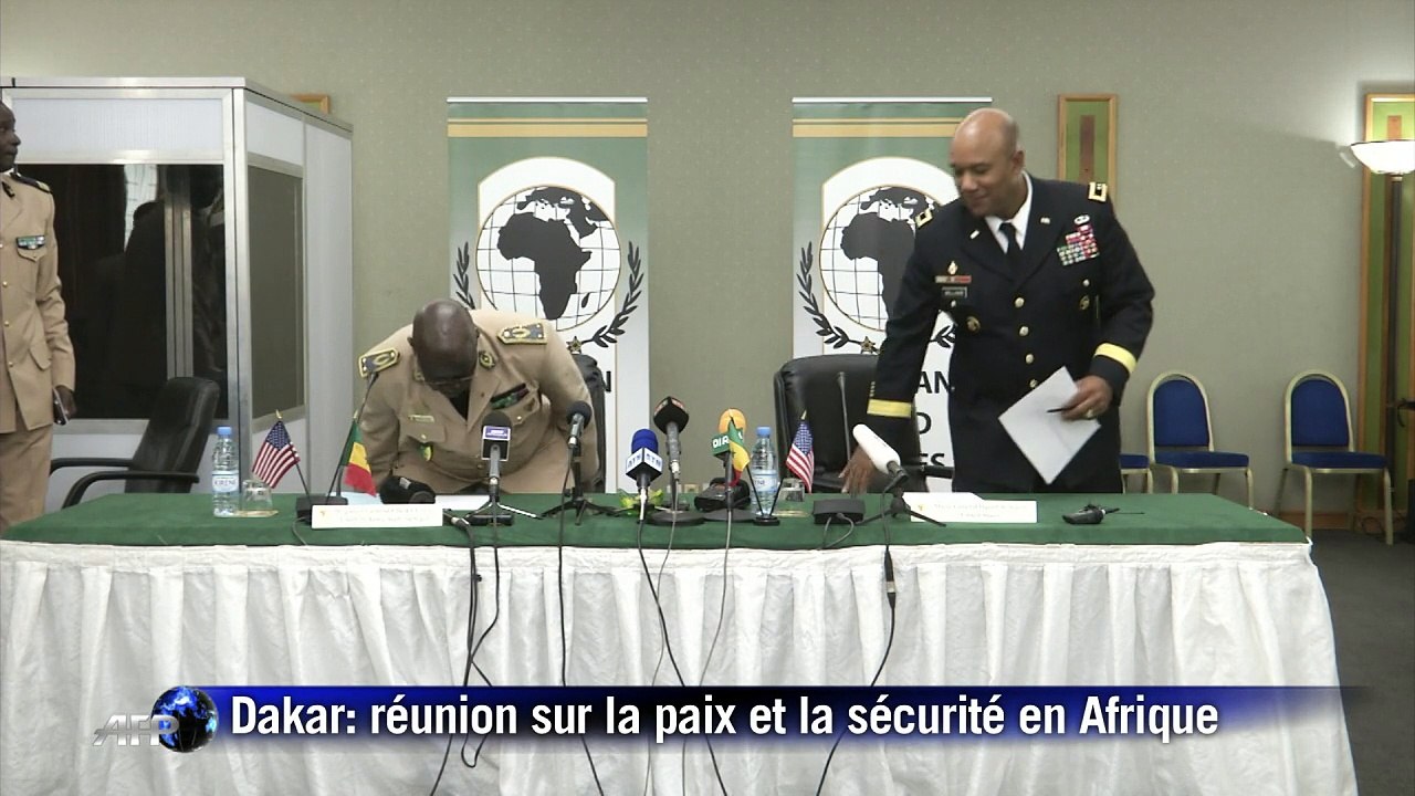 Dakar: chefs militaires américains et africains discutent paix